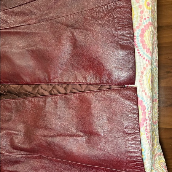 Vintage Leather Jacket - Picture 5 of 12